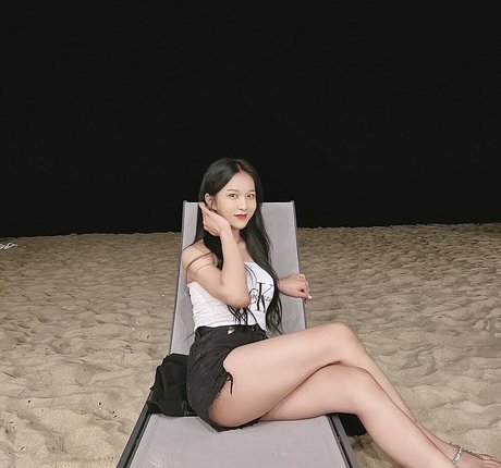 ywhy2021 onlyfans free content