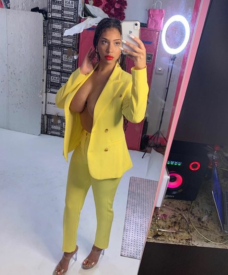 Annamariesarai nudes onlyfans leaks