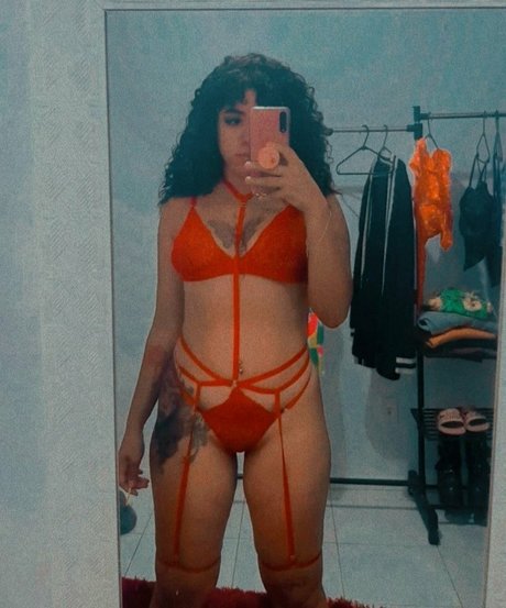 Isa Ferraz onlyfans leajs