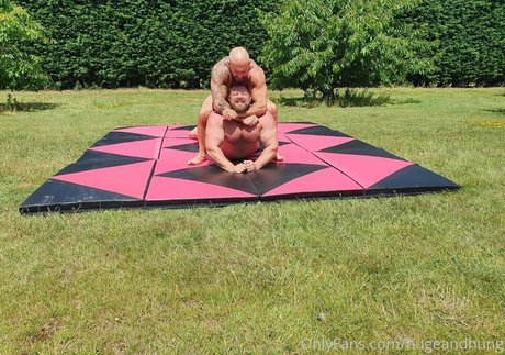 hugeandhung only fans photos