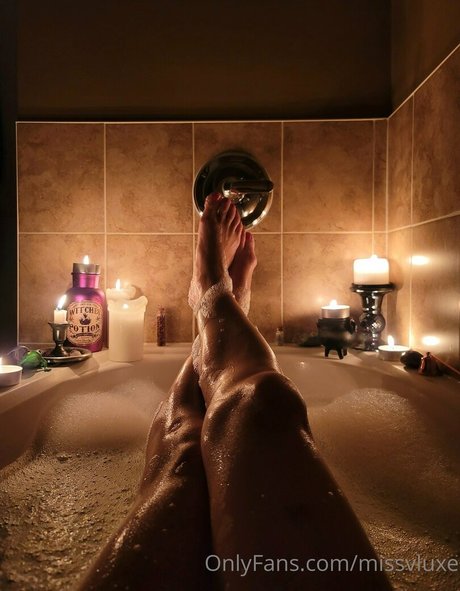 missvluxe onlyfans star