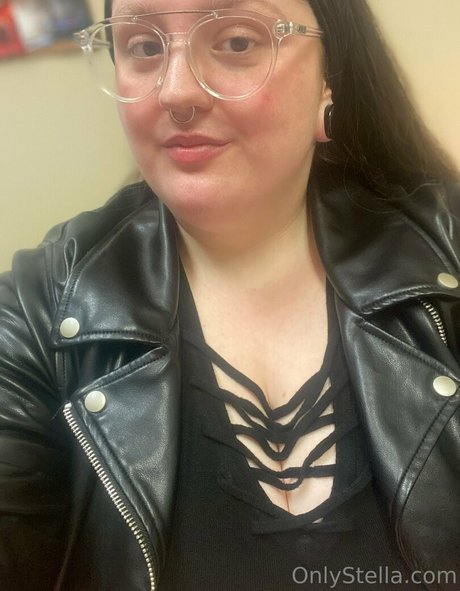 trans girl onlyfans pornos selfie