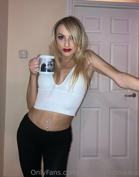 naughtymomkass sextape onlyfans