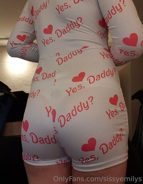 sissyemilys new leaked onlyfans