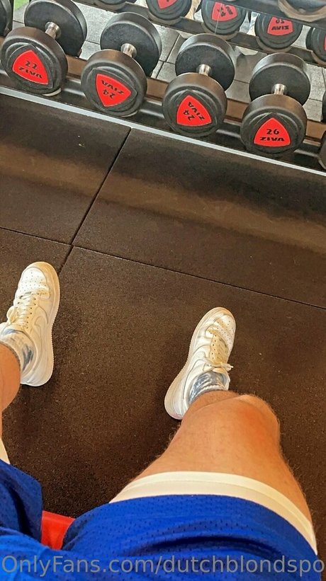 dutchblondsport onlyfans boobs