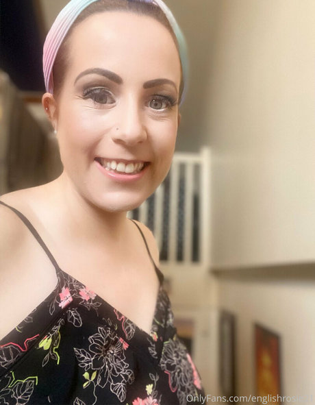 englishrosie21 only fans nudes