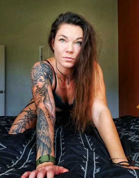 AmericanKat naked only fans