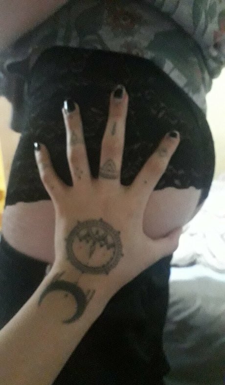 therubymoon onlyfans leaked