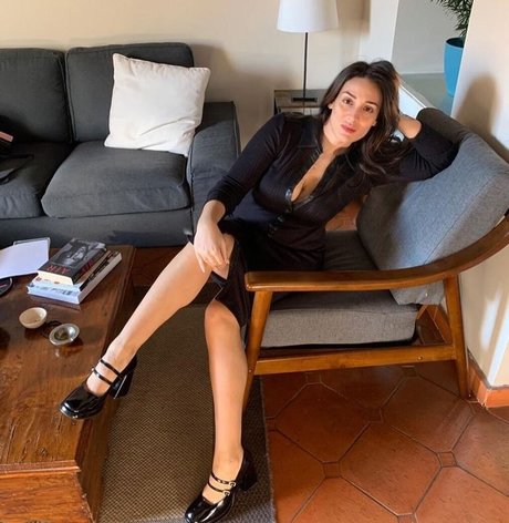 Francesca Manzini onlyfans nude content