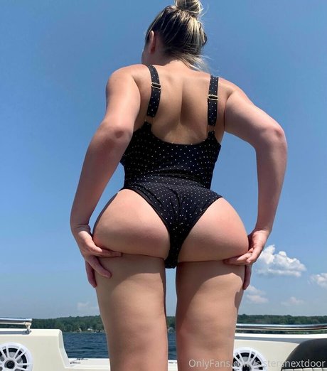 sistersnextdoor only fans xxx