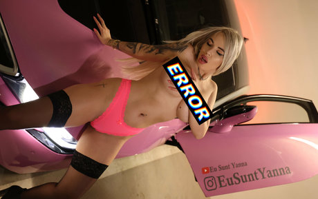 yannaluxfree only fans pics