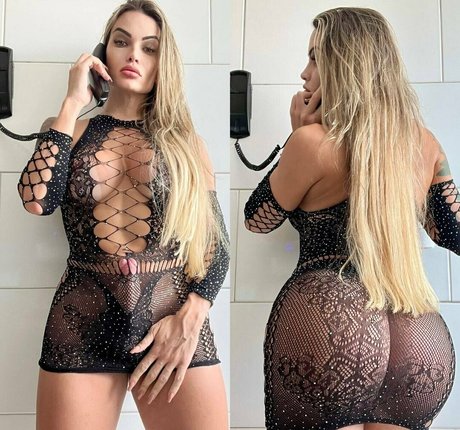 worship onlyfans sexy plate