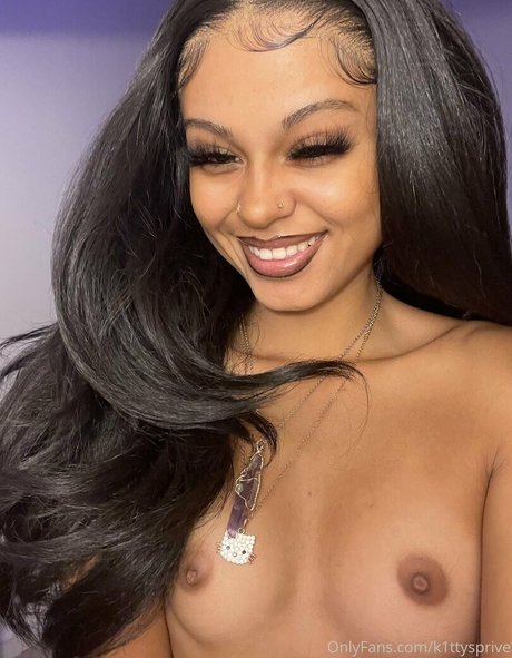 latina blowjob onlyfans free sex depiction