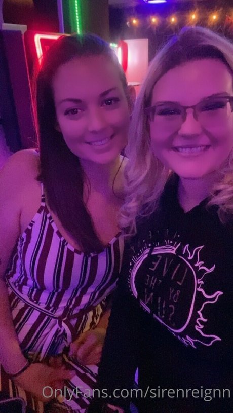 sirenreignn onlyfans nude photos