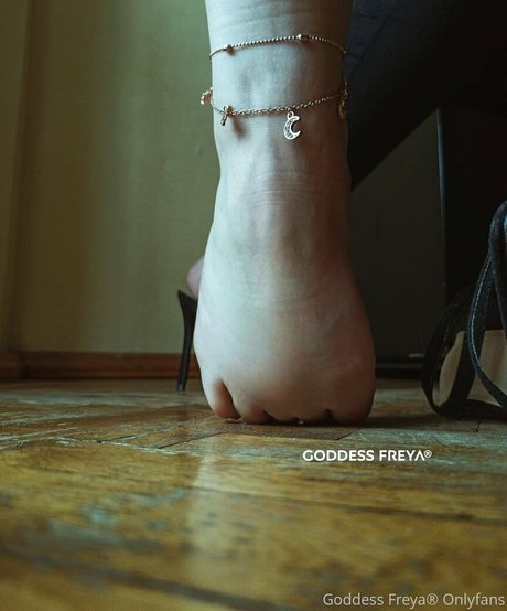 siren goddess nude only fans