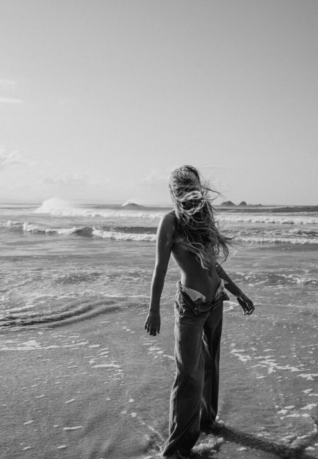 Sjana Elise Earp onlyfans leakes