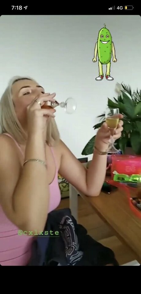 Seshemetka onlyfans model photos