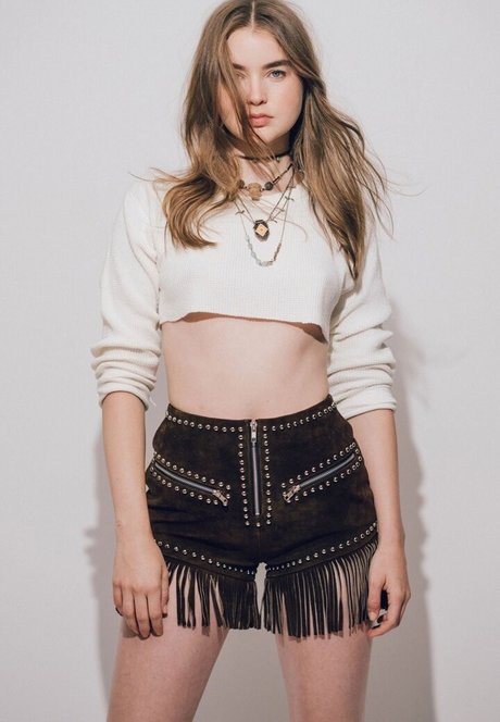 beautiful japanese onlyfans adult artwork