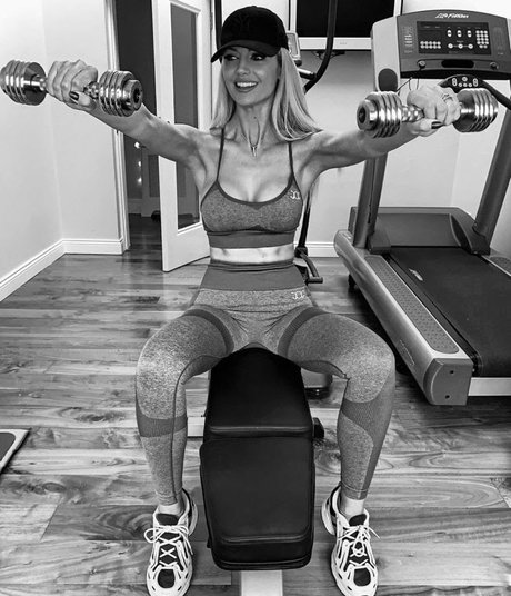 Rosanna Davison onlyfans keak