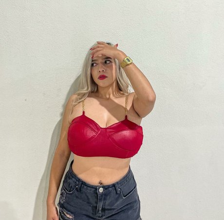 Rosy Rous onlyfans xxx