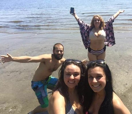 lartdanstoutessesformes Profile image