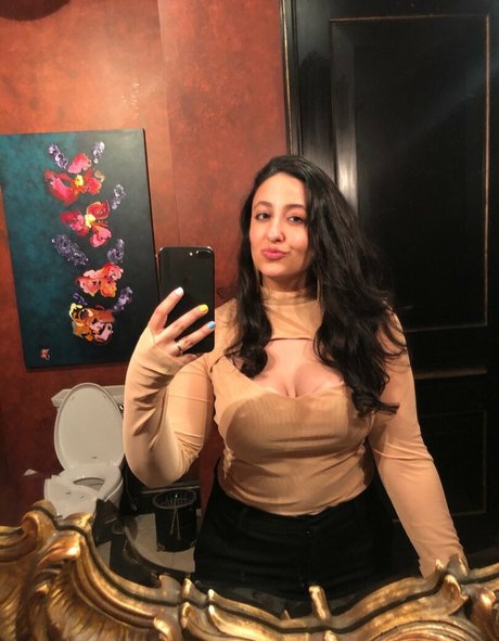 Nicole Enayati sextape onlyfans