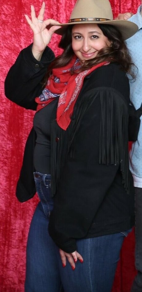 Nicole Enayati onlyfans model photos