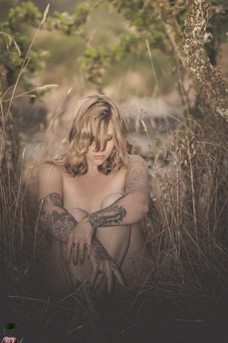 rosemarine onlyfans pictures