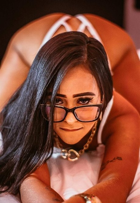 ElaineCrys onlyfans mega