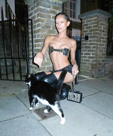 Manahou Mackay nude onlyfans leak