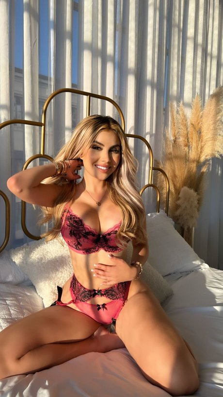 Alexa Dellanos only fans