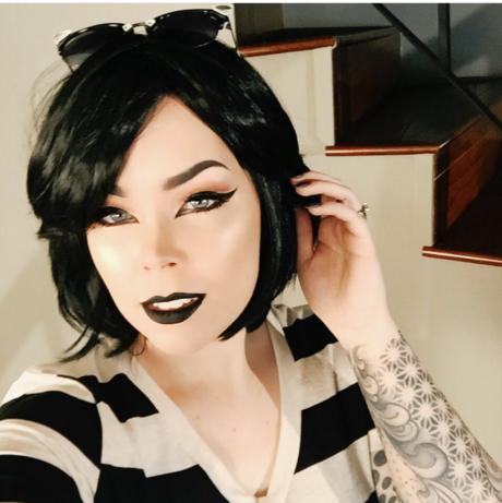 Suzy Berhow onlyfans striptease