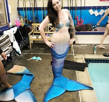 Suzy Berhow onlyfans content