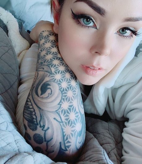 Suzy Berhow onlyfans de