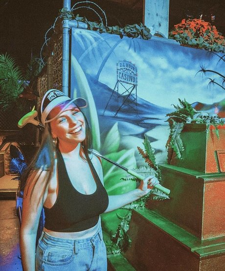 Sophie Slape onlyfans sextape