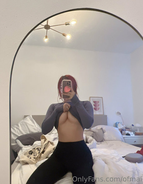 Mai Le tits onlyfans