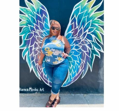 SueAnn onlyfans leaks.