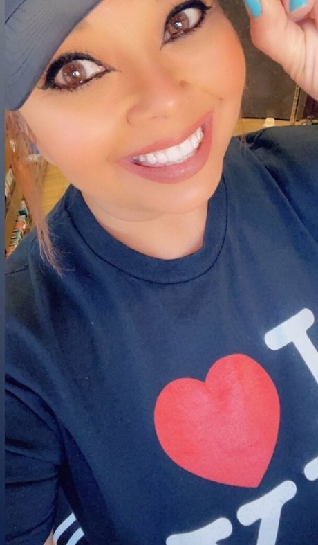 SueAnn onlyfans creator