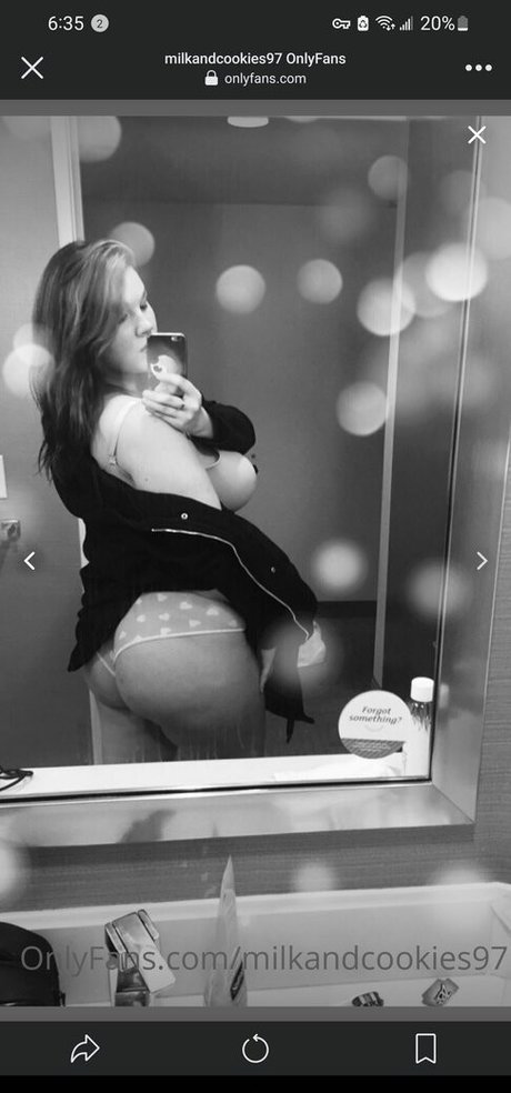 milkandcookies97 onlyfans photo