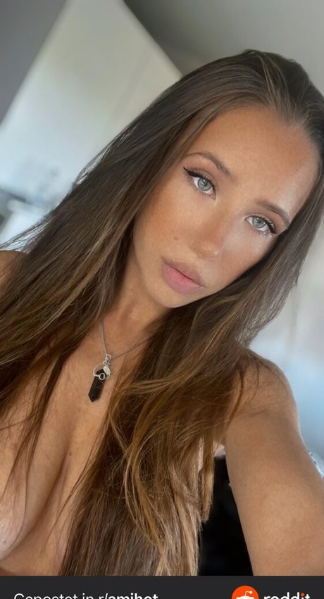 Rinaexclusive only fans free