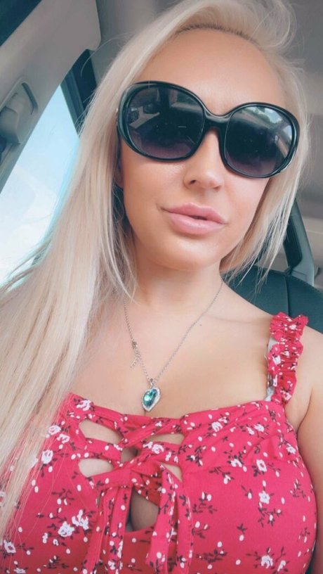 Amber Deen onlyfans nude