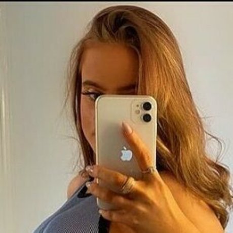 Lucycombe porn onlyfans leak