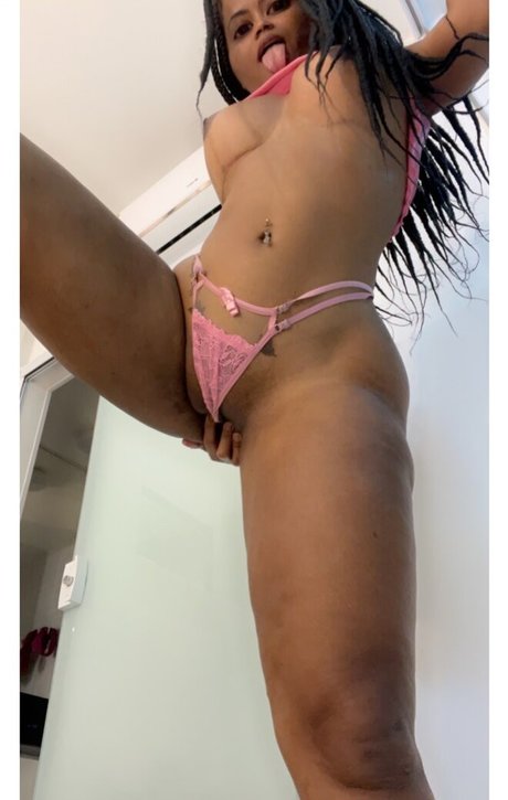 Yuki Black 21 onlyfans leaks naked