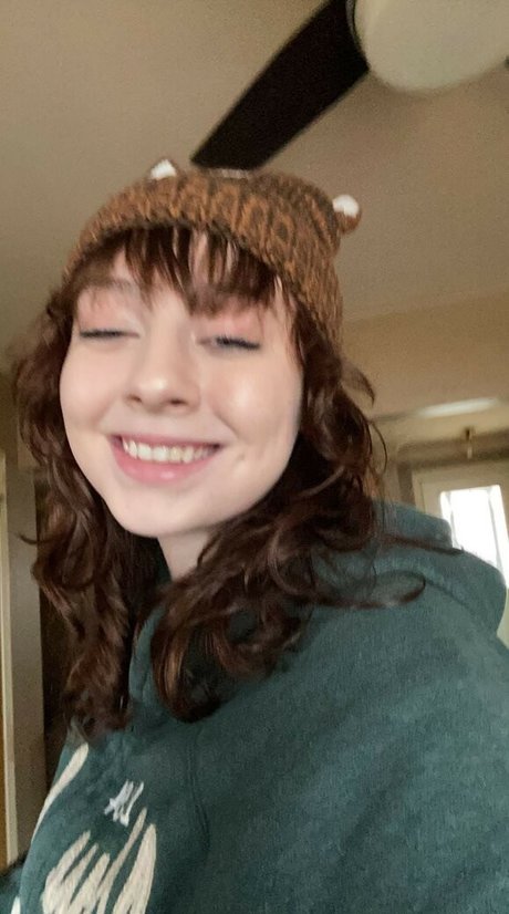 Gulliblecream288 onlyfans picture