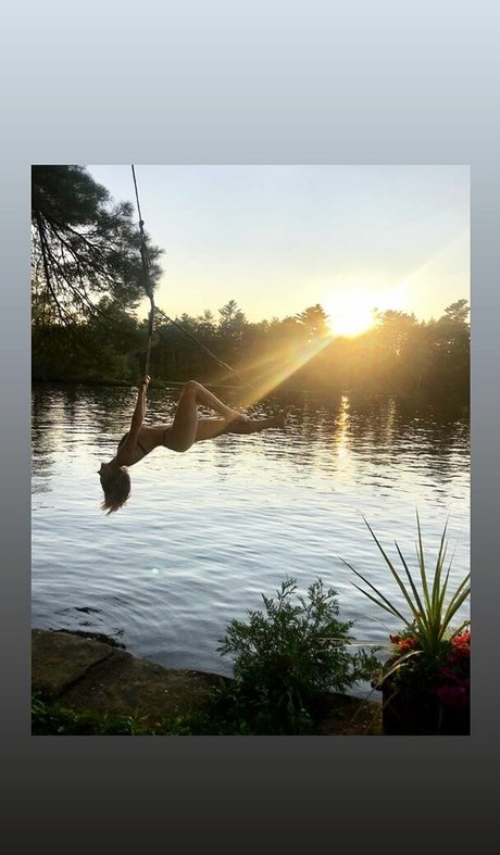 Shantel VanSanten leaked only fans