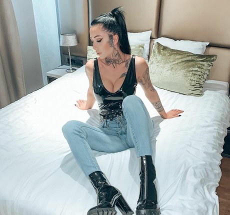 Inkedfleur leaked onlyfans.