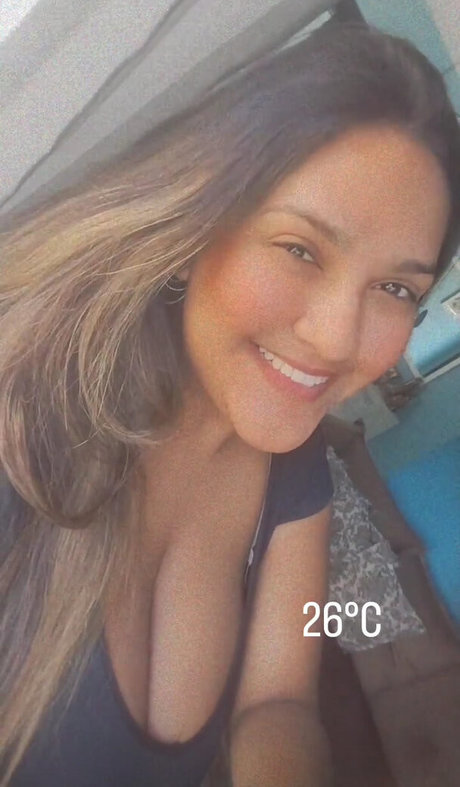 Sofia Mendonca onlyfans images