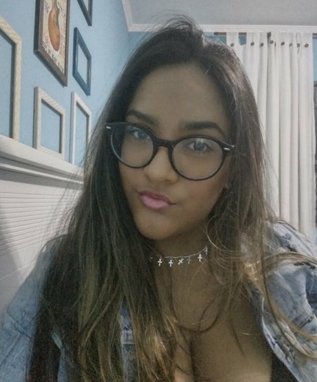 Sofia Mendonca onlyfans naked