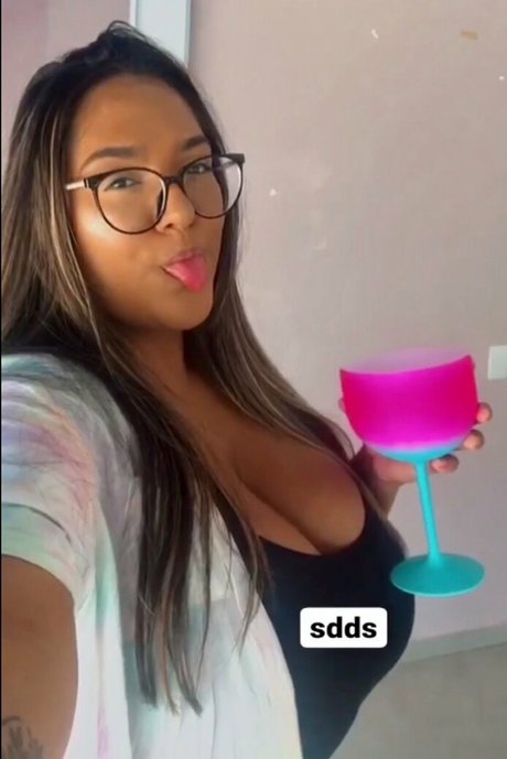 Sofia Mendonca onlyfans page