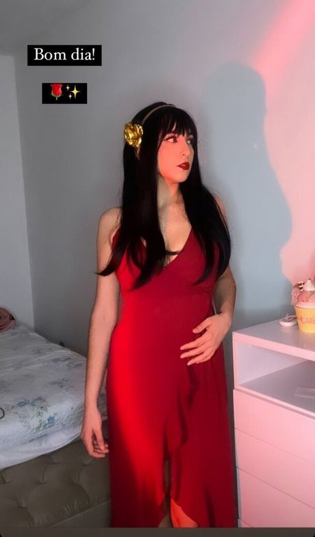 Faelinyfae topless onlyfans